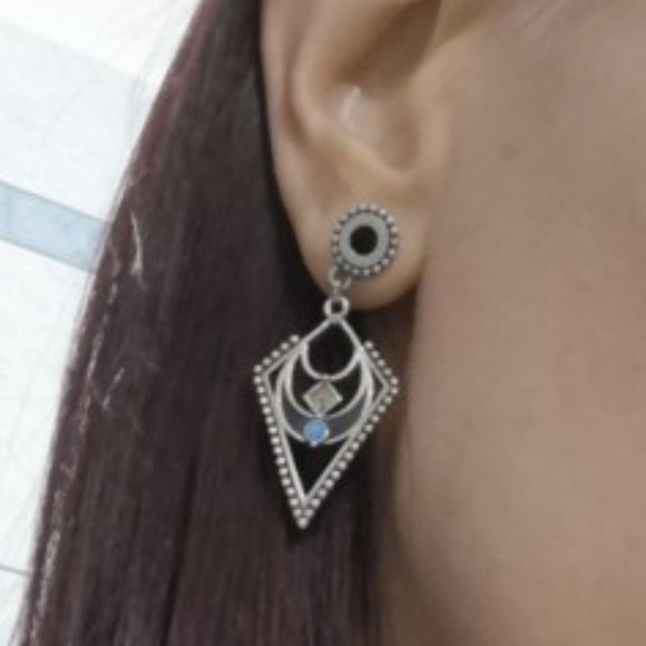 New 8mm Stainless Steel Tunnel Plug Jewelry Stretch Earrings Screw Back - Picture 9 of 9